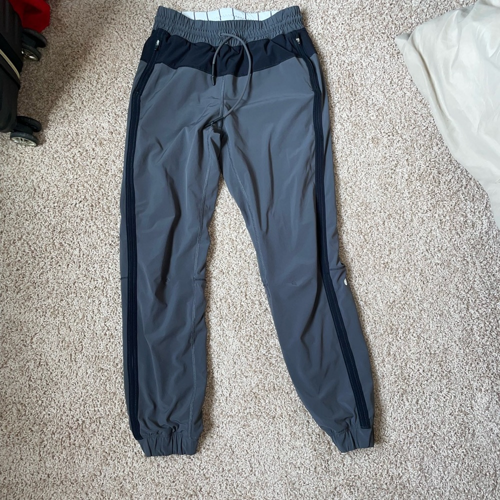 Lululemon joggers